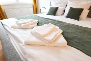 Ruhig & Zentral - 2 Kingsize Betten - Wi-Fi - 8