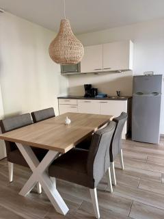 Hardin Apartment - 9