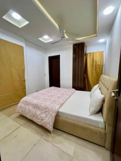 Saraye Stays 2Bhk Appartment - 1