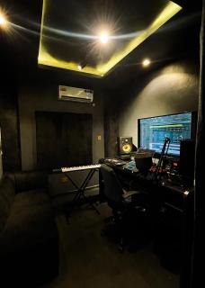 Executive Penthouse Apartment in Lagos, Nigeria - 7