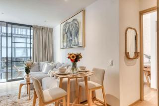 Roma Norte 2BR Rooftop Cinema Gym & Grill - 4