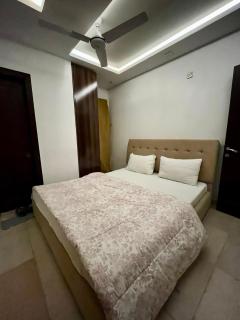 Saraye Stays 2Bhk Appartment - 8