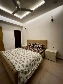 Saraye Stays 2Bhk Appartment - 4