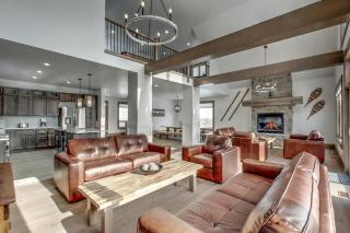7 bdrm Luxury Cottage 7 baths Private Beach Access - 3