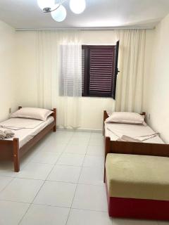 Heart of Shkoder Apartment - 8