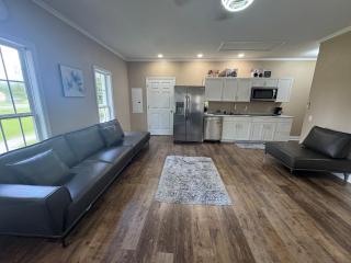 4G The Modern Golf View luxury Suite - 2