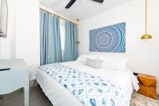 Stylish Beach Condo in the Heart of South Beach - 3