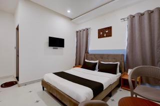 Hotel O White lotus hotel - 1