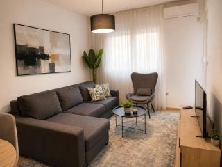Astra City Apartment City Kvart near BIG Fashion Center - 3