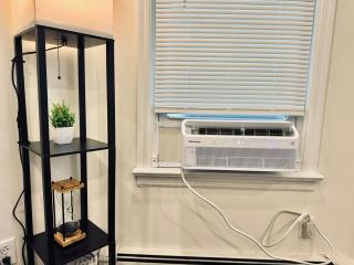 Luxe, Bright & Stylish 2Bed Unit with Parking near NYC! - 5