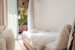 Yamas Urban Living Stayone Suites - 3