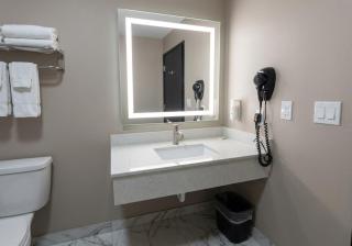 Quality Inn Texarkana Arkansas - 3