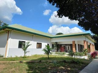 Ginena's Panglossian House - 5