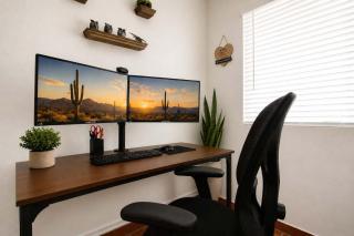 Sonoran Sanctuary w/ Garage, WFH Setup by I-10 & Downtown - 8