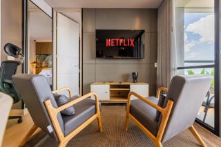 24th Floor Skyline Views in Poblado with AC and Fast WiFi - 1