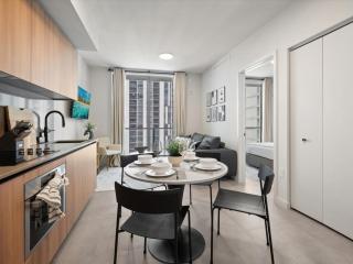 First 3106 Highrise Dreamscape Stay - 4