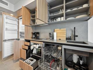 First 3106 Highrise Dreamscape Stay - 1