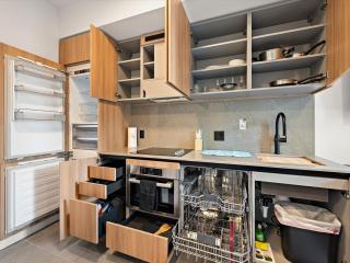 First 703 Cityview Cozy Retreat - 1