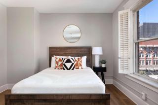 Hip 2BR Suite in Central Gaslamp Walk Score 99 - 4