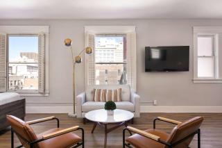 Hip 2BR Suite in Central Gaslamp Walk Score 99 - 1