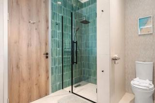 Chic Top-Floor 1BR-Pool & Jacuzzi - Eagle Beach - 1
