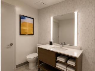 Comfort Inn & Suites - 2