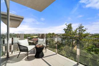 Top-Floor 2BR - Sunset Balcony - Near Eagle Beach - 7