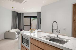 Ground-Floor 1BR - Oversized Patio - Pool & Jacuzzi - 4