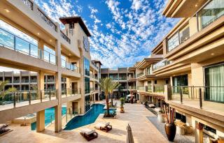 Exclusive Top Floor 1BR Pool & Jacuzzi - Eagle Beach - 0