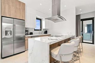 Premium Corner 1BR - Sunrise & Sunset Views - 7