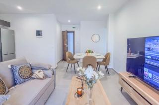 Loutraki Studios 1BR near Beach and Center - 3