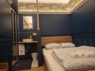 Small Modern Rooms - 8