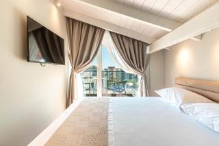 Lian Penthouse 12 - Brand New, Kitchen, Balcony and Parking, BRAND NEW - Lungomare 3 min - 4