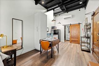 Artifact Inn - Heritage Studio with Modern Kitchen - 3