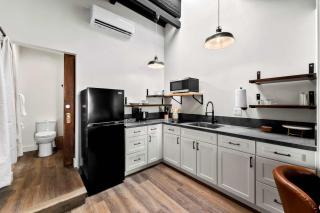 Artifact Inn Elegant Suite Close to Gaslamp - 4