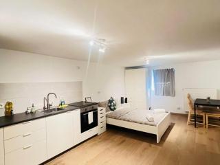 Sleek Fashion District Urban Retreat - Antwerpen - 4