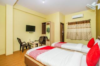 Hotel O by OYO Alankar Residency - 3