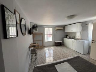 Calm Aura Studios - 7