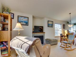 Cedar Creek Retreat - Rockaway Beach - 6