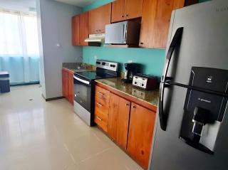 3BR Jacó Condo, Pool, Fast Wifi, Walk to Beach - 6