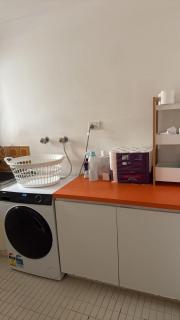 R8 Bright Spacious Room near Perth Airport with AC - 4