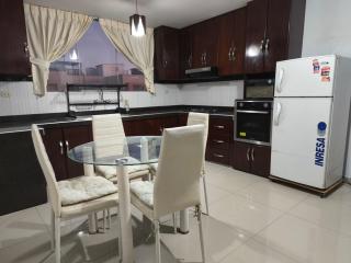 Exclusivo Departamento en zona Residencial - Cerro Colorado - 6