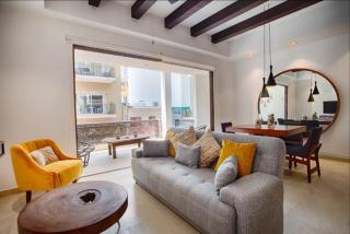 Casa Monarca 2 Bdr Condo in the Romantic Zone - 7