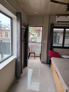 Hotel himgiri homestay - 1