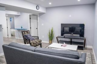 Beautiful Brand New 1BR Suite with Private Entrance - 9