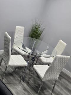 Beautiful Brand New 1BR Suite with Private Entrance - 4