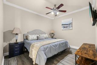 3BR Harborfront Condo - Pool Hot Tub Bay Shuttle - 5