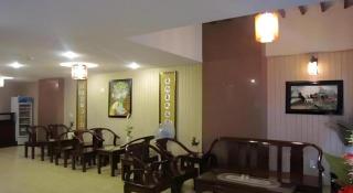 Nui Thanh Hotel - 8