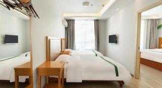 GreenTree Inn Yangshuo West Street Express Hotel - 9