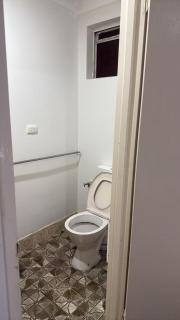 Room 3 Spacious Room with Private Bathroom Walk to Shops - 4